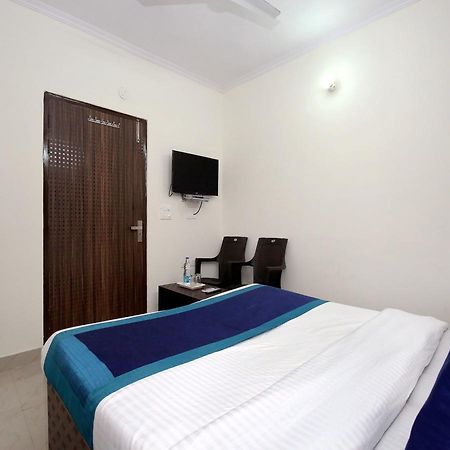 Oyo 10075 Hotel Kaydee Amritsar Bagian luar foto
