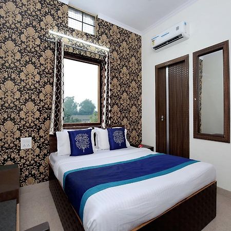 Oyo 10075 Hotel Kaydee Amritsar Bagian luar foto