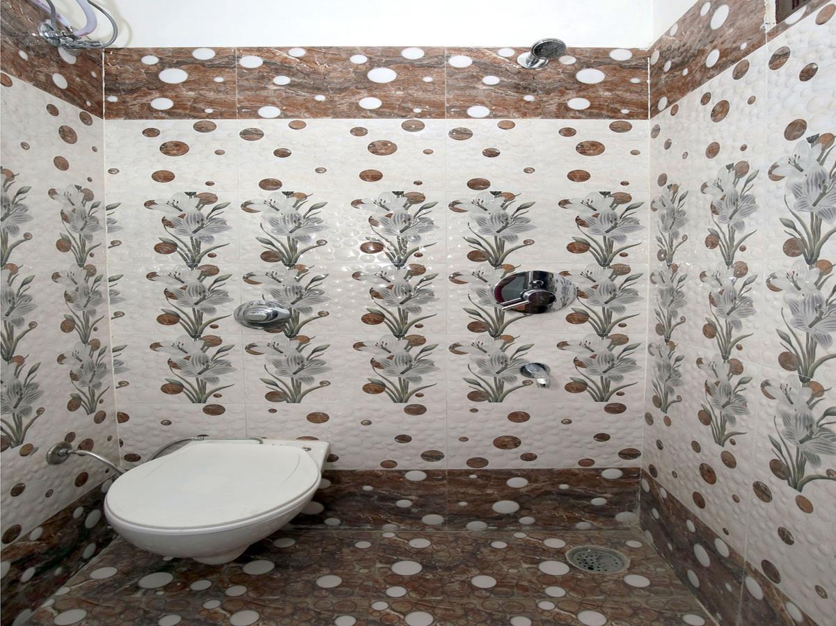 Oyo 10075 Hotel Kaydee Amritsar Bagian luar foto