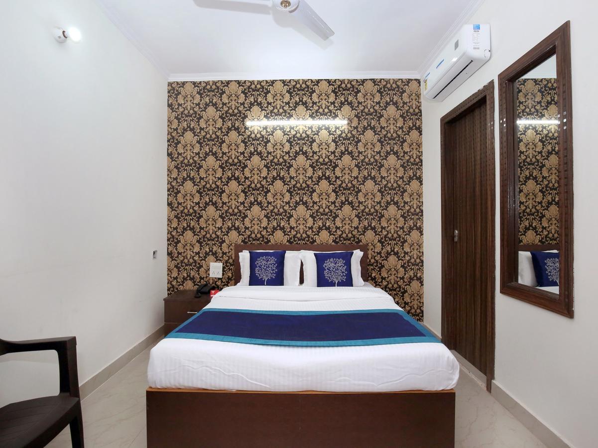 Oyo 10075 Hotel Kaydee Amritsar Bagian luar foto