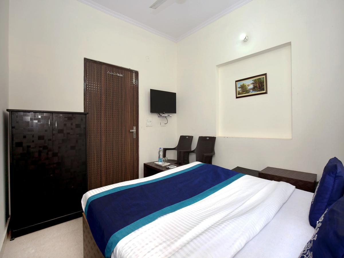 Oyo 10075 Hotel Kaydee Amritsar Bagian luar foto